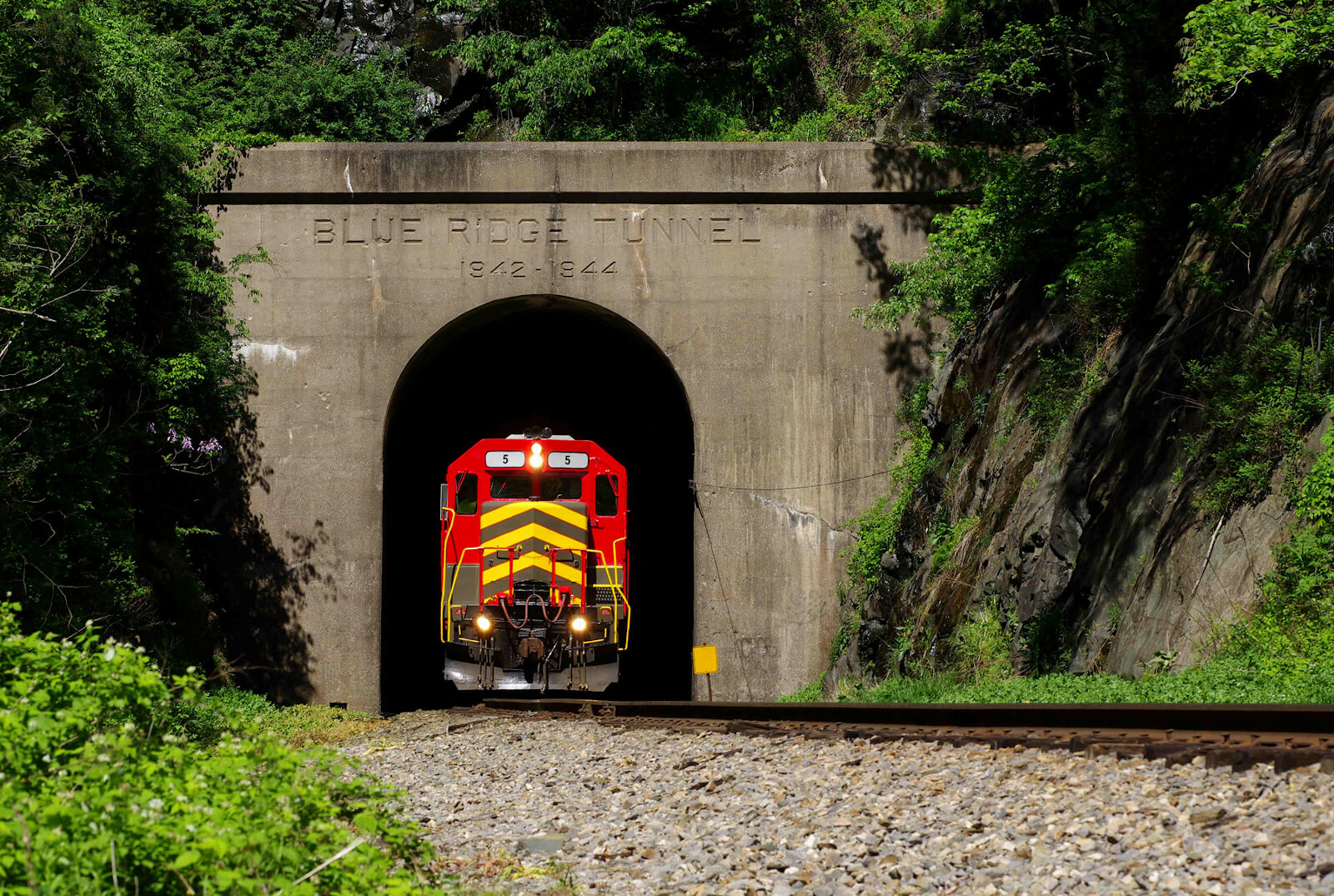 Take a look onboard the new Virginia Scenic Railway
