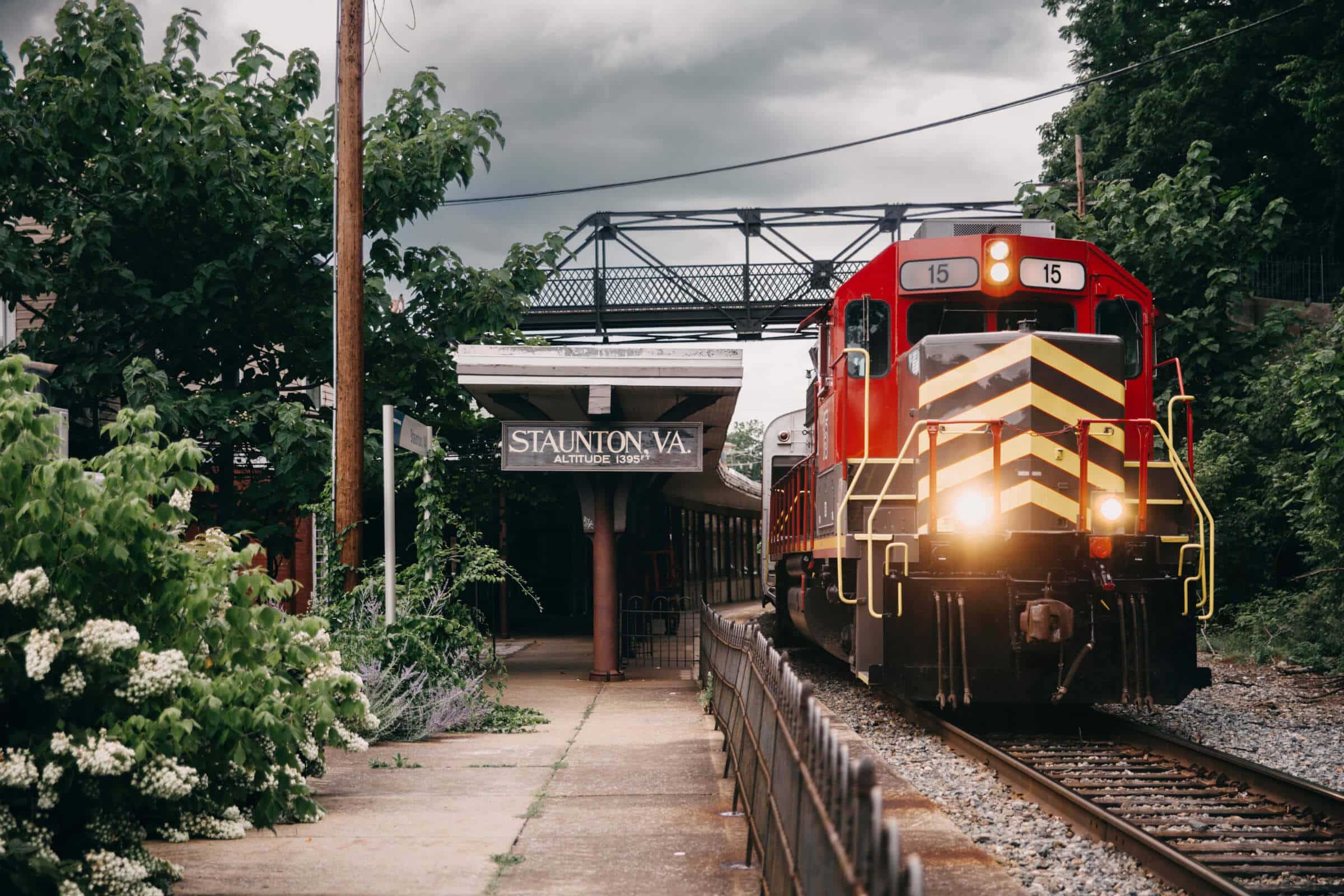 train tour rides near me